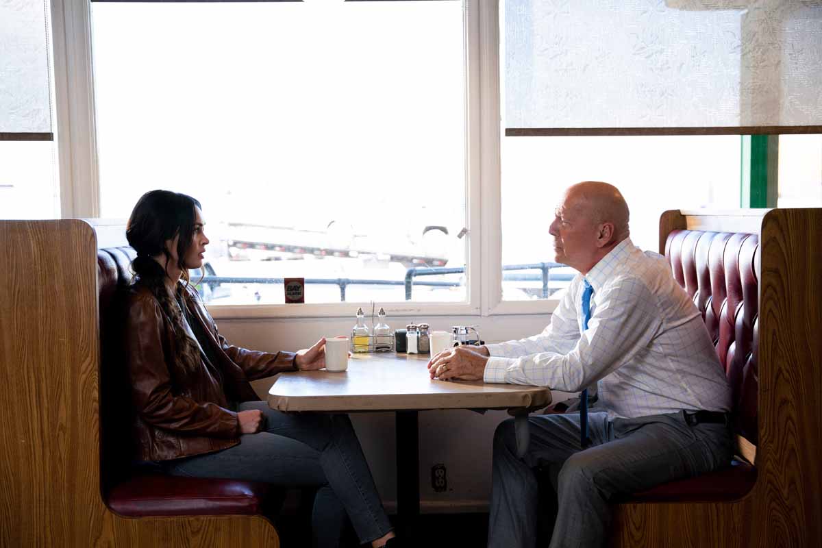 Megan Fox and Bruce Willis as FBI, Midnight in The Switchgrass (2021)